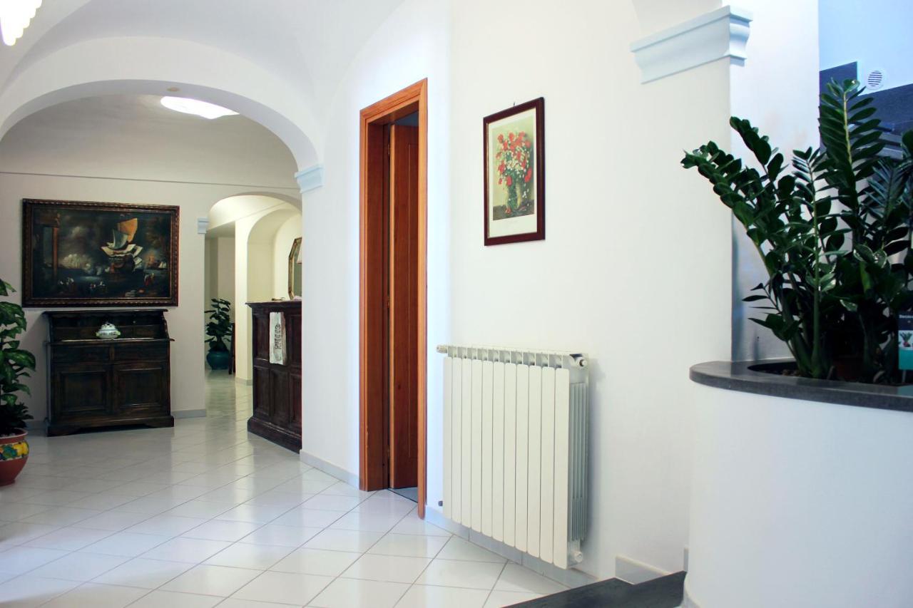 La Pergola Del Torchio Bed & Breakfast Ischia Eksteriør bilde