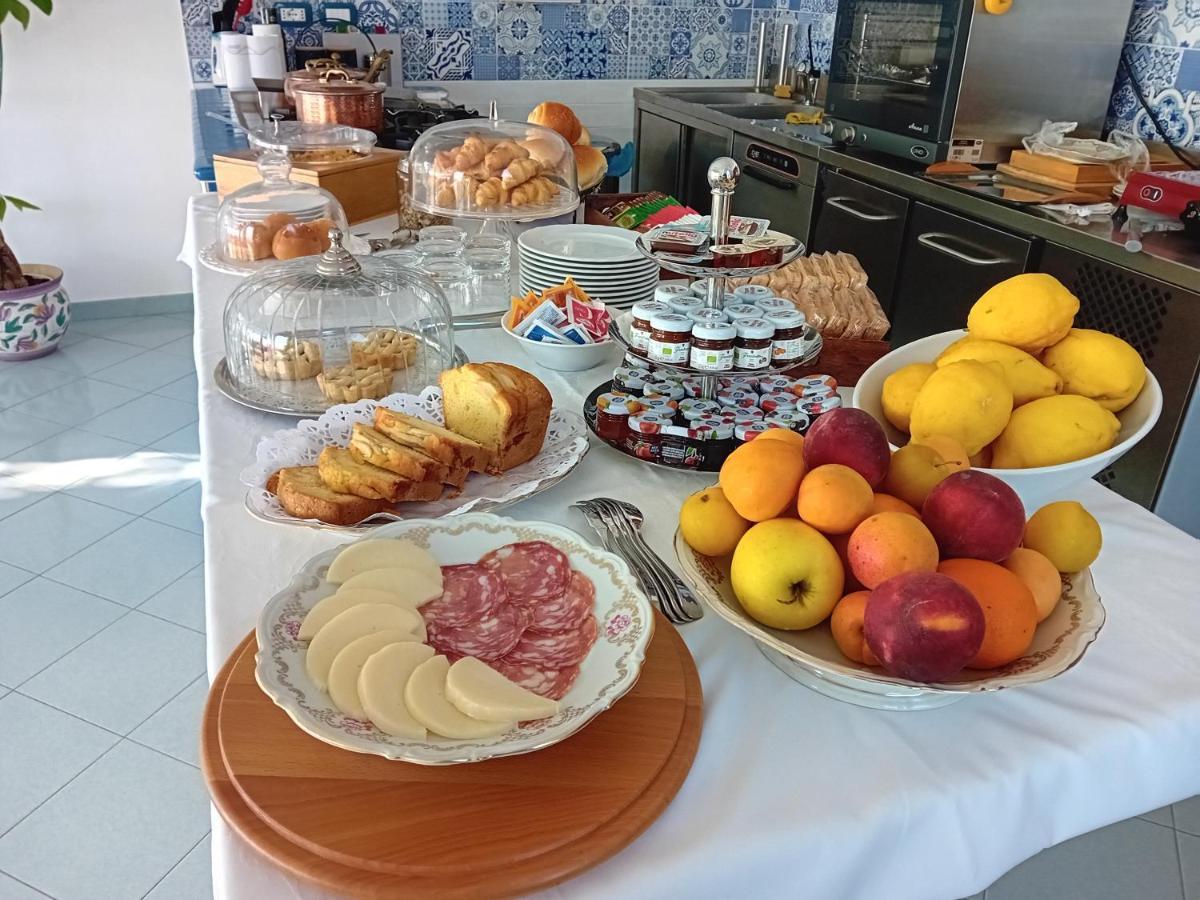 La Pergola Del Torchio Bed & Breakfast Ischia Eksteriør bilde